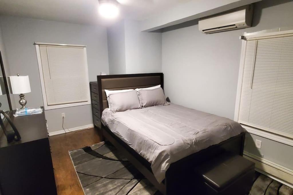 Quiet 3 Bedroom Apartment In Private Home New York Exterior foto