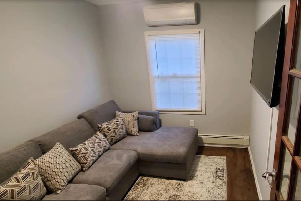 Quiet 3 Bedroom Apartment In Private Home New York Exterior foto